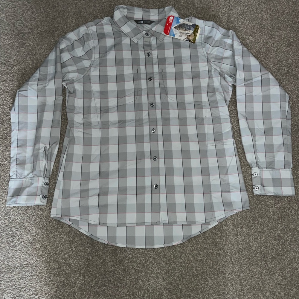 NWT The North Face Women’s Long Sleeve Button Up Shirt Plaid Sunblocker Size L